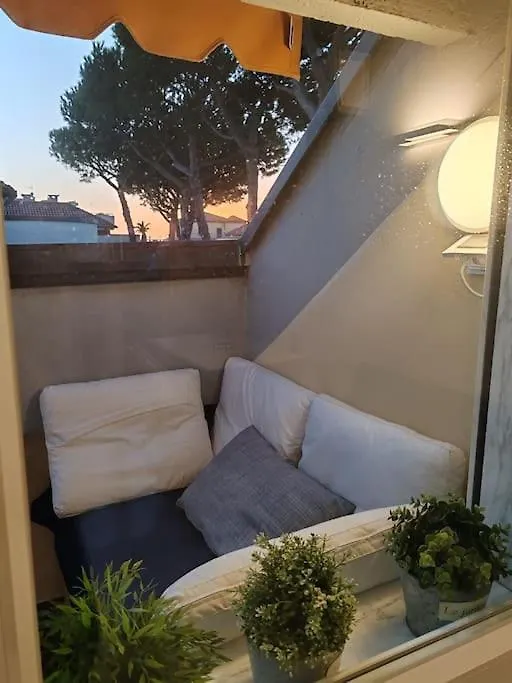 Casa Marco Aurelio Al Mare Apartment Marina di Massa Italy